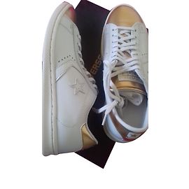 Sneakers Converse in pelle bianca Bianco