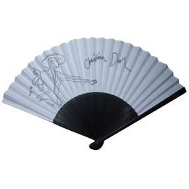 Dior Ventilator Weiß