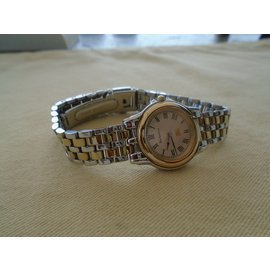 Burberry-watch-Golden