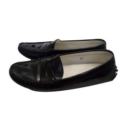 Tod's-Flats-Black