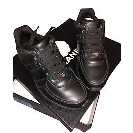 Tênis Chanel de couro preto e tweed Preto