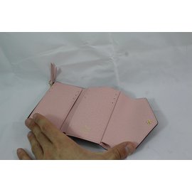 Louis Vuitton-Monederos, carteras, casos-Rosa