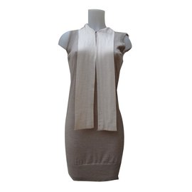 Fendi-Robe-Écru