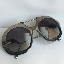 Fendi-Sonnenbrille-Schwarz
