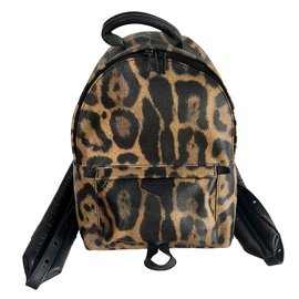 Louis Vuitton-Mochilas-Estampa de leopardo
