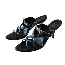 Gucci-sandals-Black