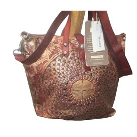 Campomaggi-Handbags-Copper