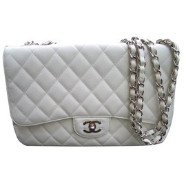 Chanel-timeless-Blanc