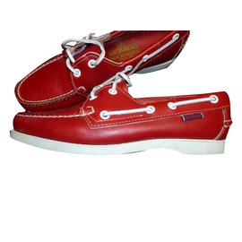 sebago rouge