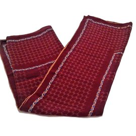 Gucci-Silk scarves-Dark red
