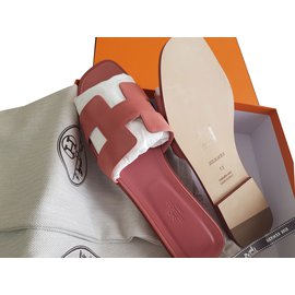 Hermès Mules Rose