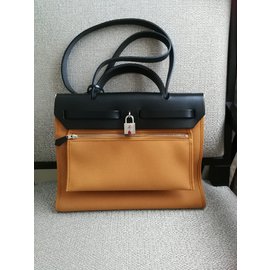 Hermès-Herbag 31-Caramel