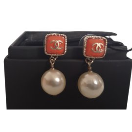 Orecchini Chanel D'oro Arancione