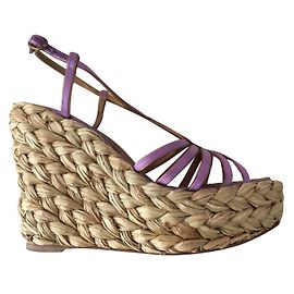 Sandales à plateforme Yves Saint Laurent en satin violet Violet