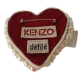 Kenzo-Alfinetes e broches-Fora de branco