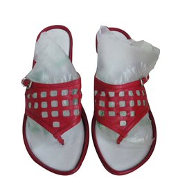 Autre Marque Red Leather Sandals 38 IT Red