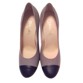 Chanel-Pumps-Taupe