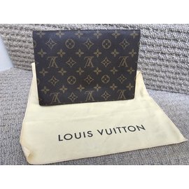 Louis Vuitton-Clutch-Brown