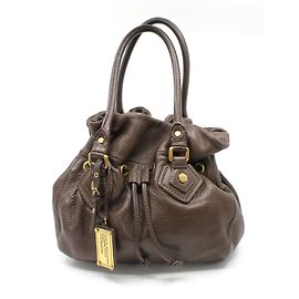 Marc Jacobs Handtasche aus braunem genarbtem Leder Braun