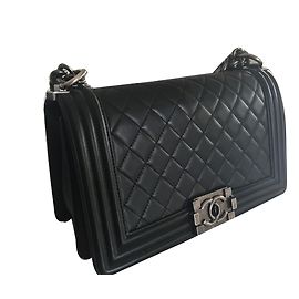 Chanel Boy Medium Schwarz