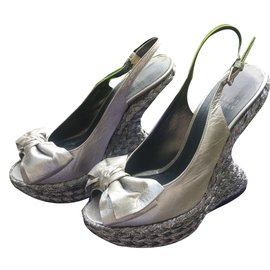 Stuart Weitzman silver leather wedge sandals Silvery