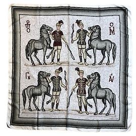 Hermès "Les auriges" Schal Grün