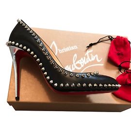 Christian Louboutin Dorispiky Black