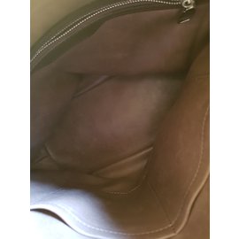 Louis Vuitton-Handbag-Beige