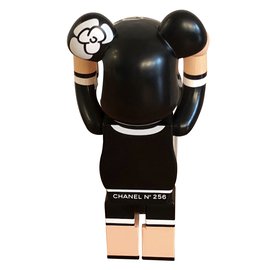 Chanel-Bearbrick Chanel 1000%-Black