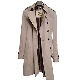 Burberry Trench Coats Cinza