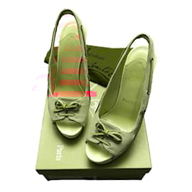 Christian Louboutin-sandals-Beige