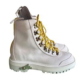 Off White Chuteiras Cru