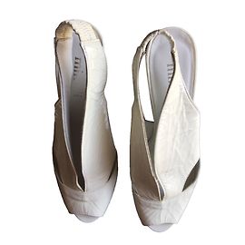 Escarpins Minelli en cuir blanc 36 Blanc