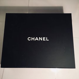 Chanel-Mini Cambon-Bege