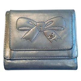 Chanel wallet Silvery
