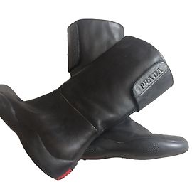 Bottes Prada en cuir noir taille 29 Noir