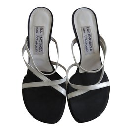 Balenciaga for El Corte Black
