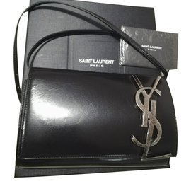 Yves Saint Laurent-Clutch-Taschen-Schwarz