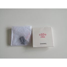 Chanel-Bijou de sac à main-Rouge
