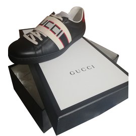 Gucci-Baskette cuir avec bande gucci-Noir
