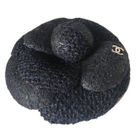 Chanel-Broche Camélia  tweed noir-Noir