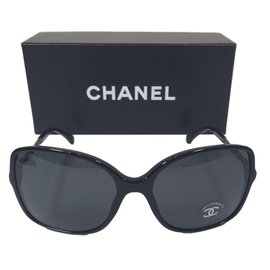 Chanel Sunglasses Black
