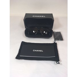 Chanel-Lunettes de soleil-Noir