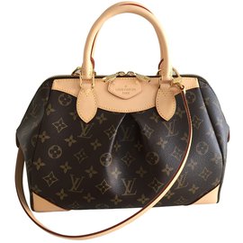 Louis Vuitton-Ségur-Brown