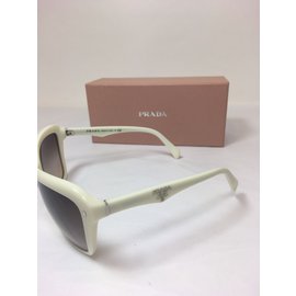 Prada-Sonnenbrille-Weiß