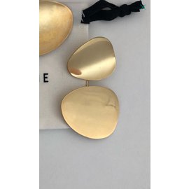 Céline-Gold petal earings-Golden