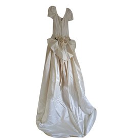 Christian Dior-Robe de mariée-Crème