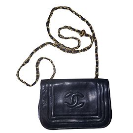 Chanel Handtasche aus schwarzem Leder Schwarz