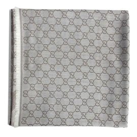 Gucci scialle Beige