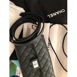 Chanel-Bolso de la correa de cintura-Negro